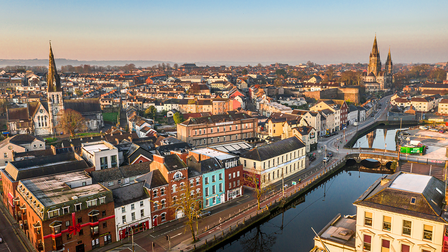 Solar Panels in Munster: Local Support for Your Journey to Home Energy Efficiency